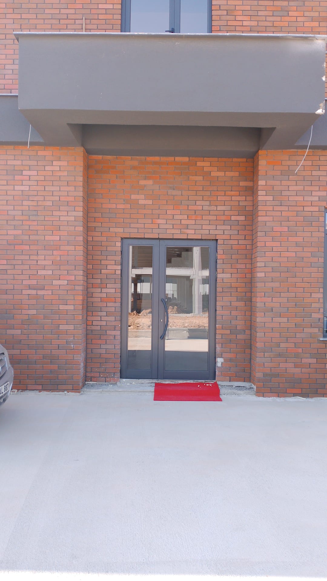 Cam ve alüminyum uygulama